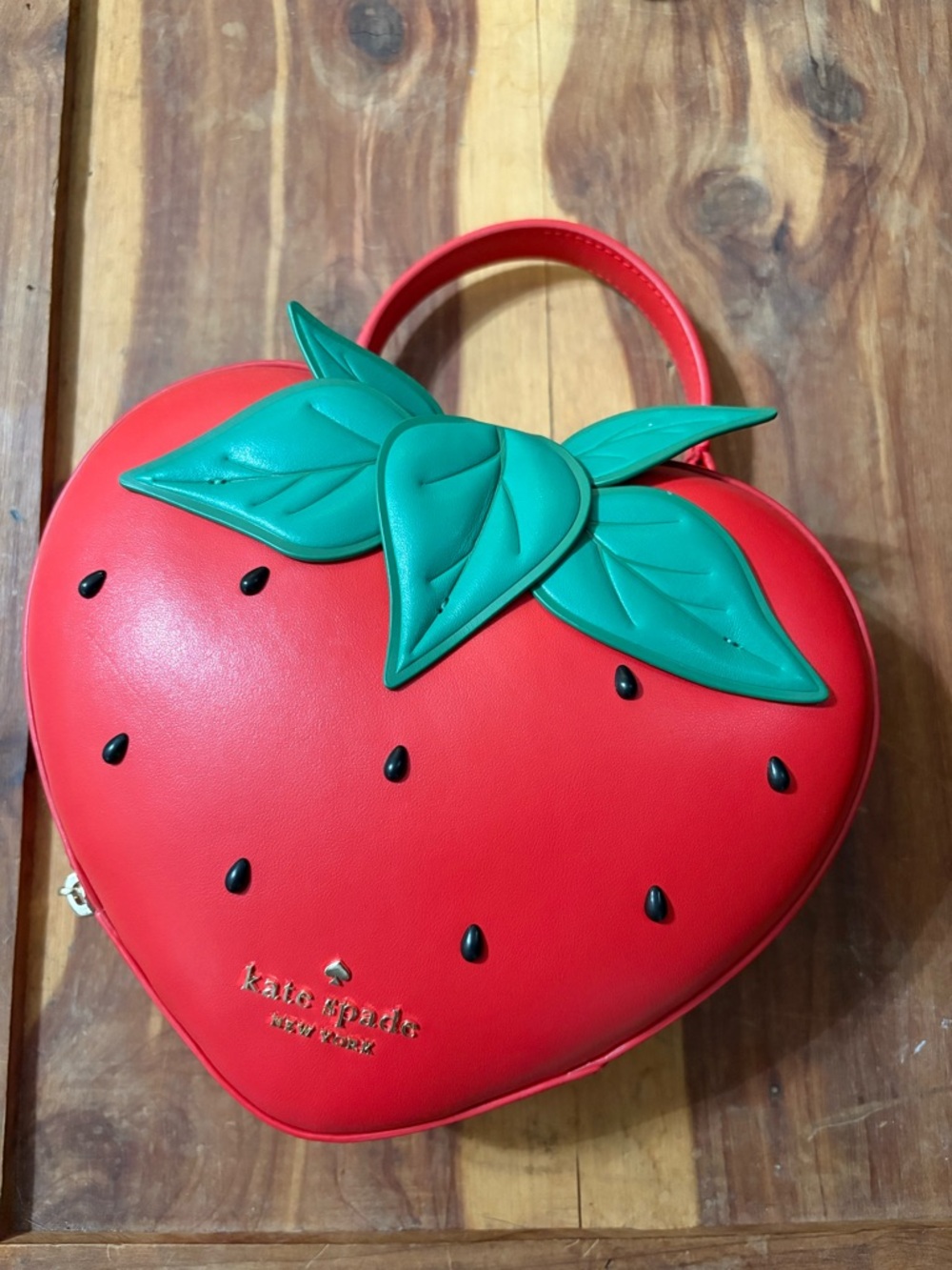 Kate Spade New York Strawberry Dreams 3D Strawberry Crossbody
